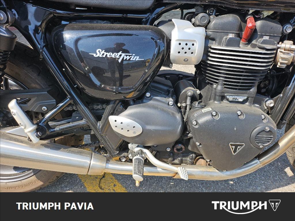 TRIUMPH Street Twin 900 